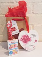 Mother's Day Gift Set - Special Place in My Heart Hanging Plaque & Love Hearts