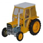 Massey Ferguson 135 Yellow Tractor Diecast Model 1:76 Scale OO Gauge - Oxford Commercials
