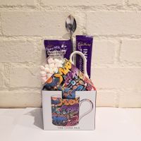 Cadbury's Hot Chocolate & Graffiti Love Mug Teenage Gift Set