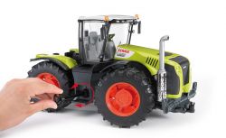 Claas Xerion 5000 Tractor - Bruder 03015 Scale 1:16