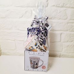 Cadbury's Hot Chocolate & Dog Faithful Friends Mug Gift Set