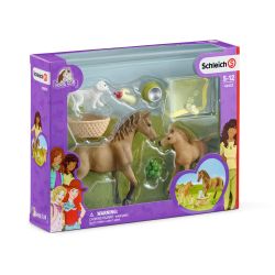 Horse Club Sarah's Baby Animal Care Horse, Foal, Puppy - Schleich - 42432